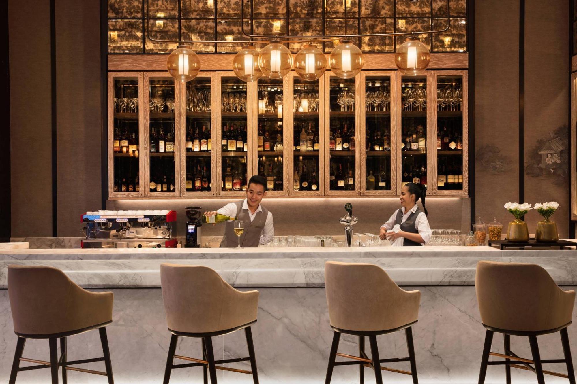 Bangkok Marriott Hotel The Surawongse Zewnętrze zdjęcie The Bar