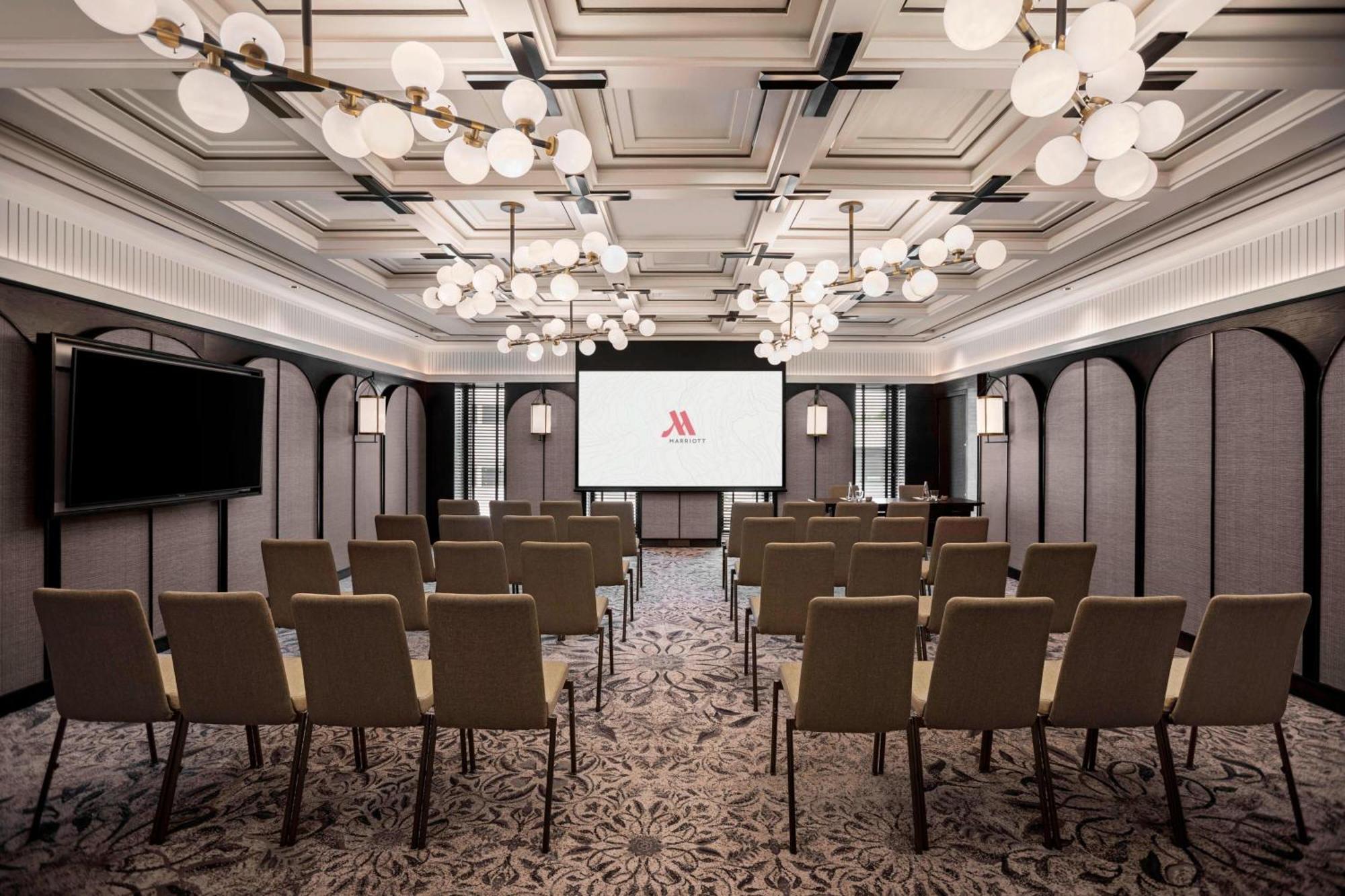 Bangkok Marriott Hotel The Surawongse Zewnętrze zdjęcie The meeting room